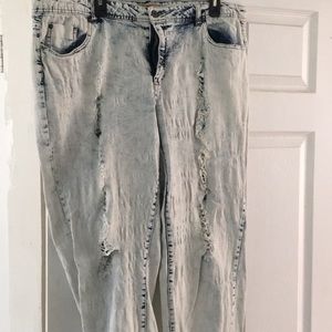 Acid washed jeans